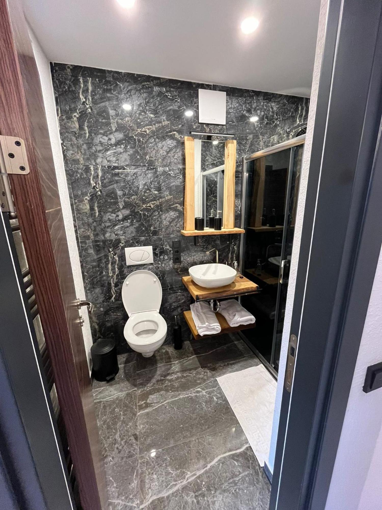 Pension Beyoglu Galata Stolberg  Exteriör bild